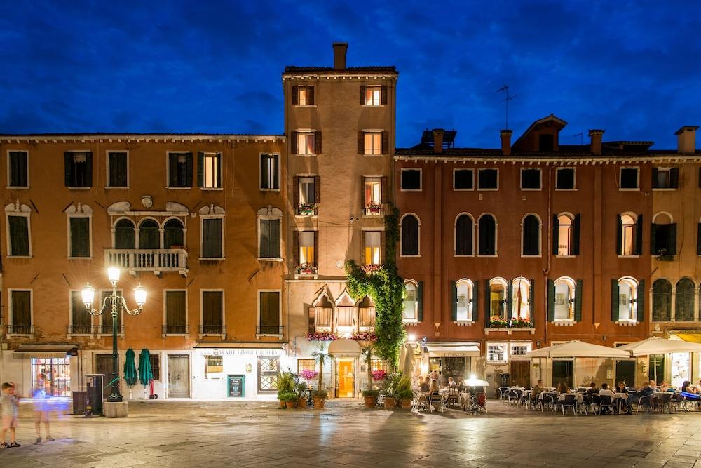 Hotel Santo Stefano Venecia Exterior foto